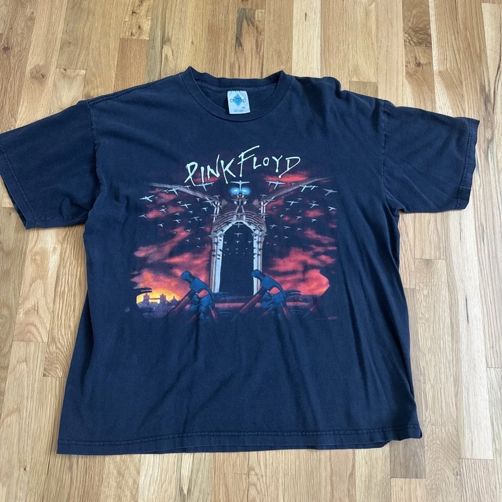 Vintage 90s Pink Floyd The Wall Vintage T Shirt Size XL Tour Champ Tag 1997